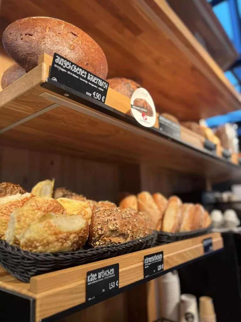 Huck Frankfurt Flughafen Details Rückwand