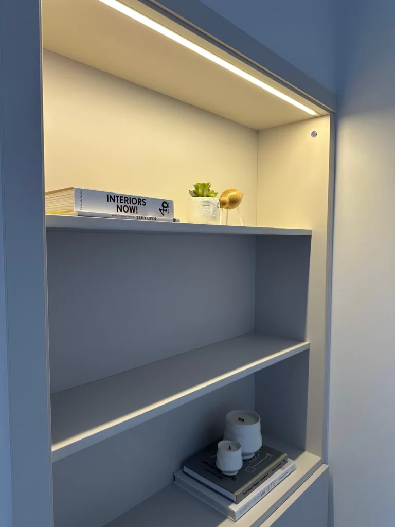 Hoteleinrichtung-Villa Astoria- Schränke