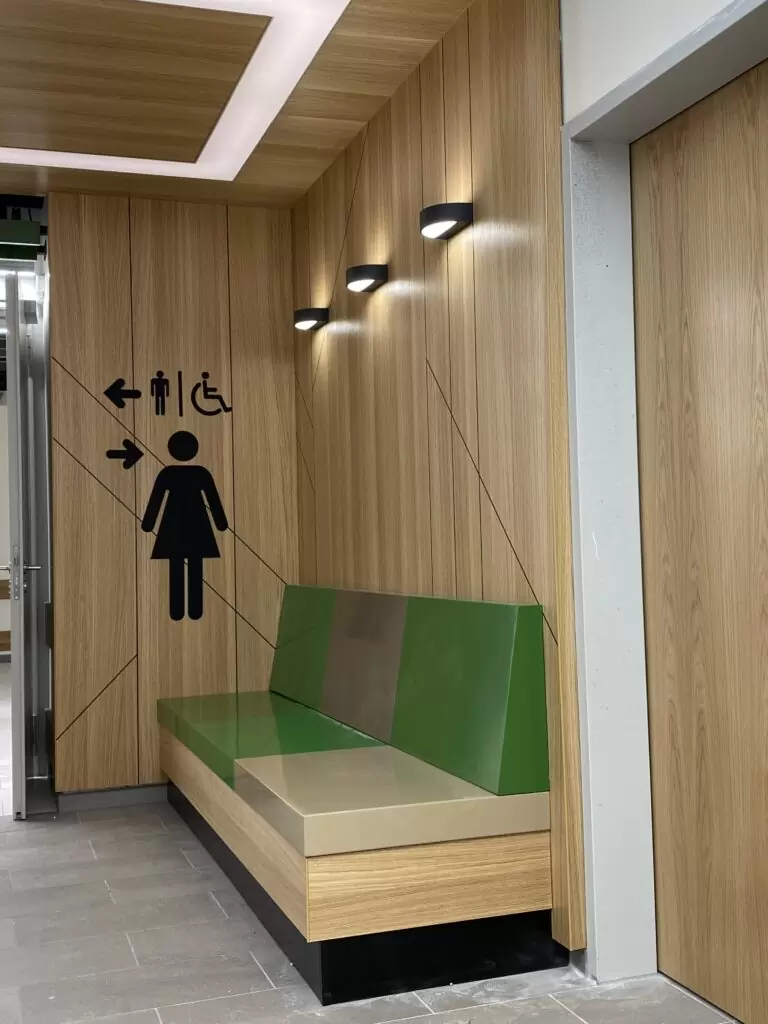 Hürth Kaufpark gepolsterte Sitzbank