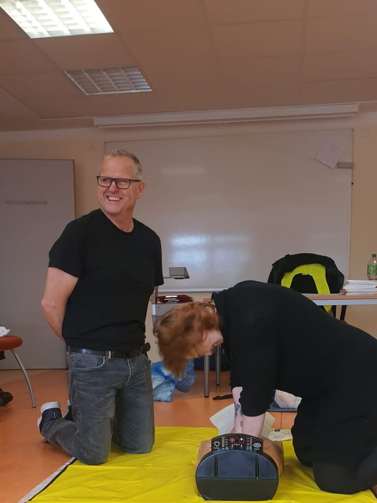 Erste Hilfe Kurs Übungen