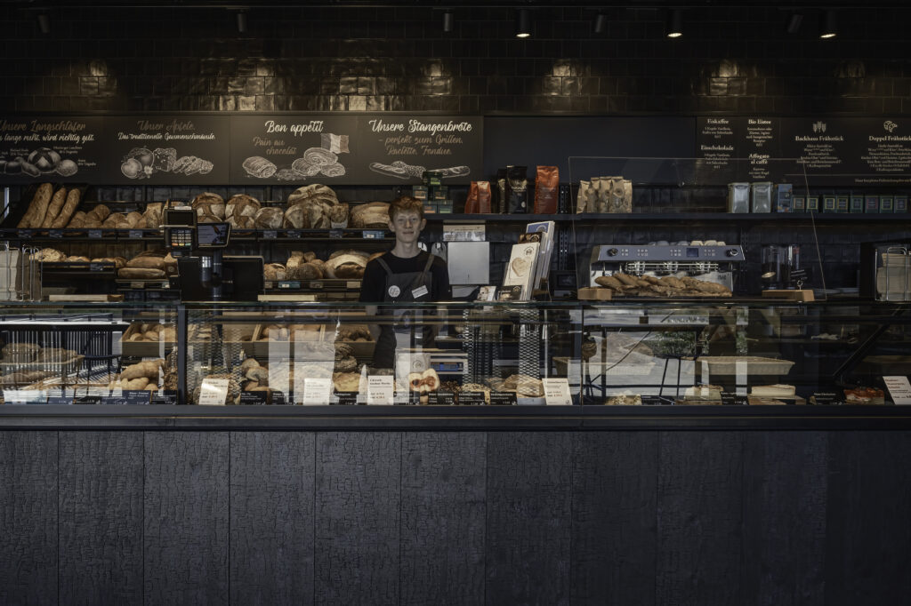 Bäckereitheke Holzoptik